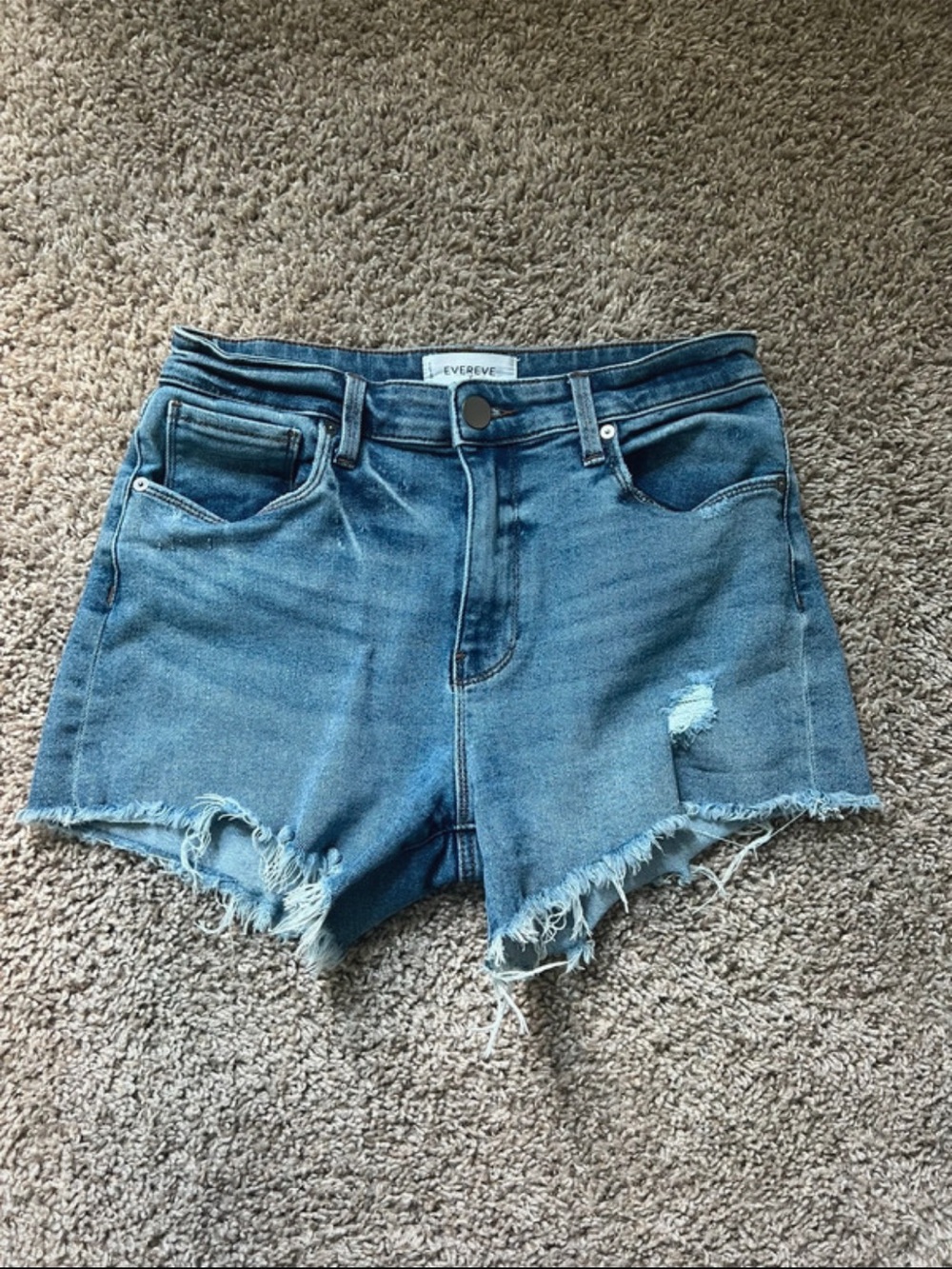 Evereve Distressed High-Rise Denim Shorts - Medium Blue
